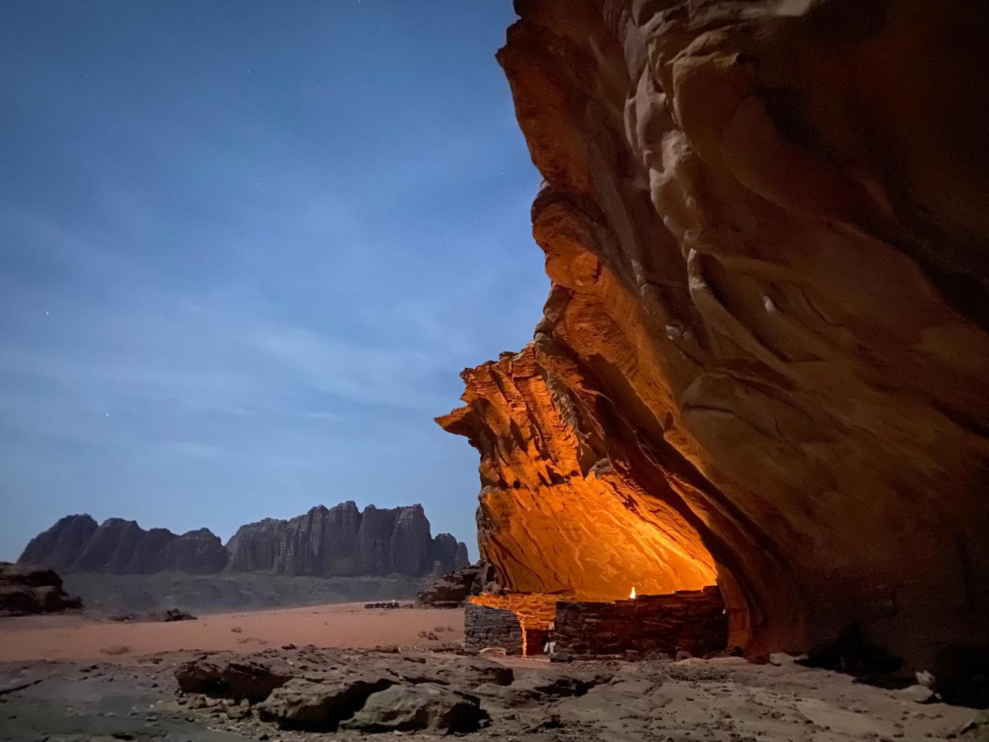 Wadi Rum Cave Camping Ngoại thất bức ảnh